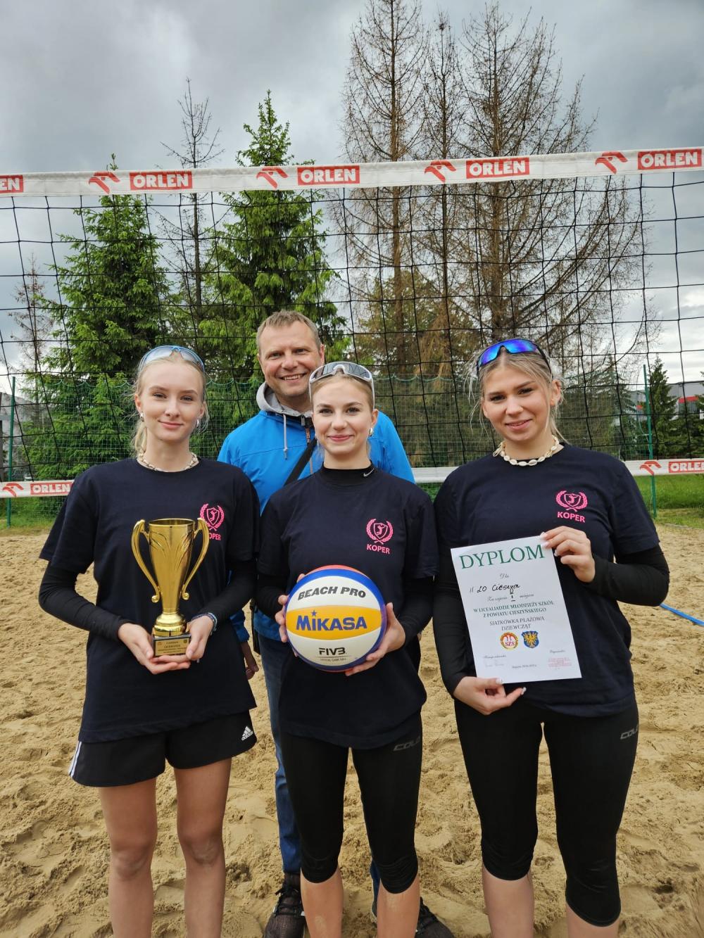 SIATKARKI PLAŻOWE NA NAJWYŻSZYM STOPNIU PODIUM