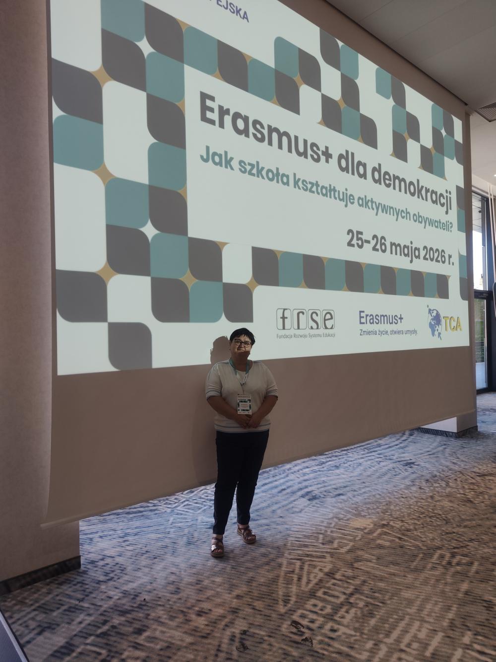 Erasmus + dla demokracji